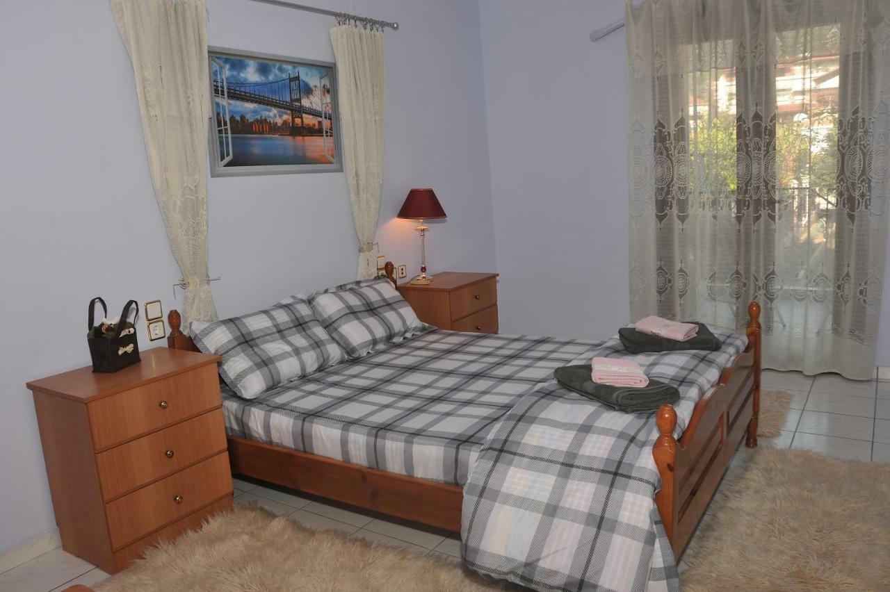 Eagle'S Family Apartment Kalampaka Екстер'єр фото